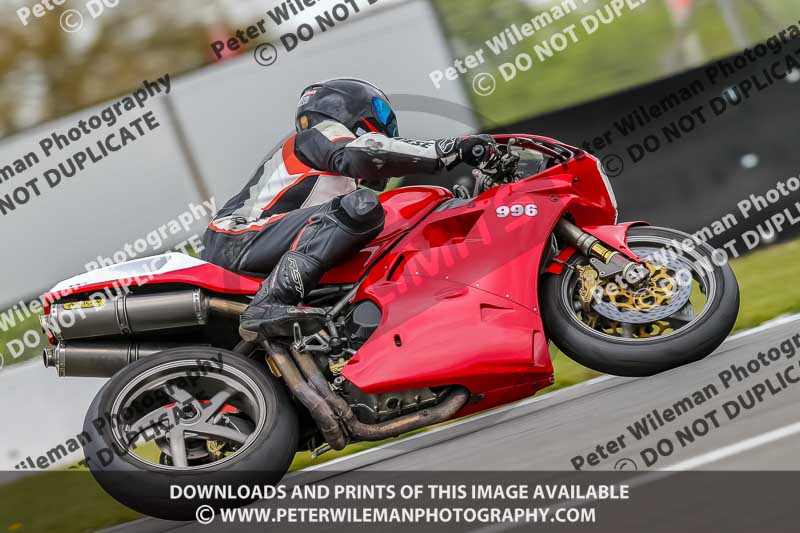 PJ Motorsport Photography;donington no limits trackday;donington park photographs;donington trackday photographs;no limits trackdays;peter wileman photography;trackday digital images;trackday photos